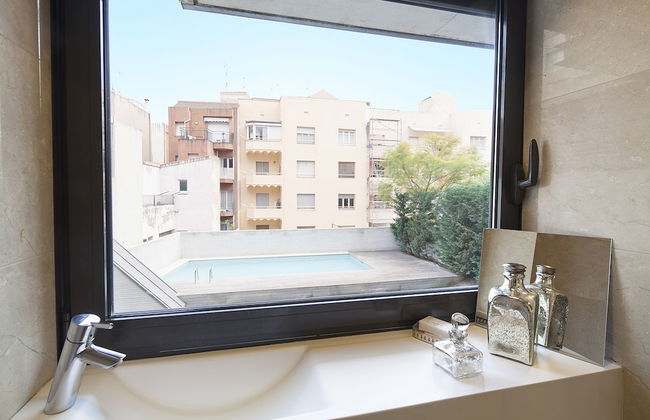 MSB Pool with Terrace - Photo 16