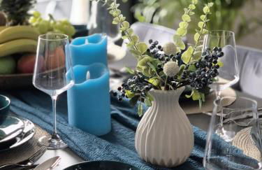 Luxsuite Still und Komfort 2 Balkon Elektrogrill Tischfussball TV-75 Zoll - Foto 9