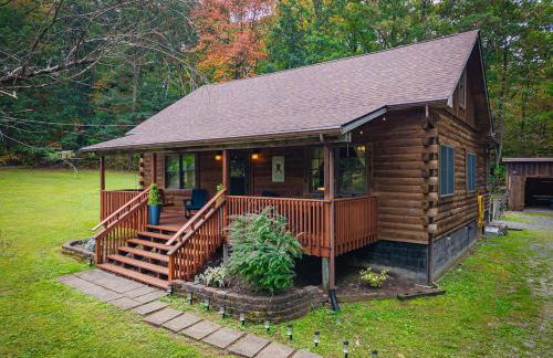 Log Cabin with Hot Tub, Game Room-10 min to NRG - Foto 42