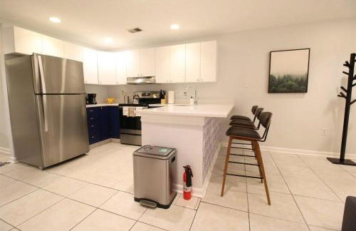 Lincoln Park Place Capitol Hill with Parking - Photo 9