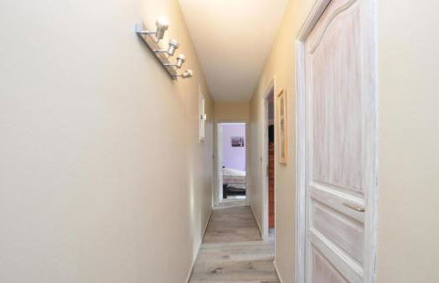 Cozy Home In Besse-Sur-Issole - Foto 19