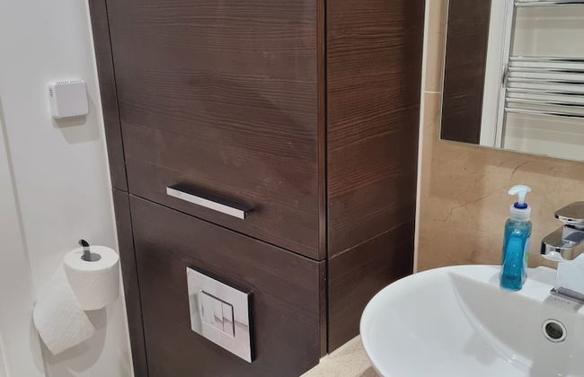 Stunning 2-bed Apartment in London - Foto 19