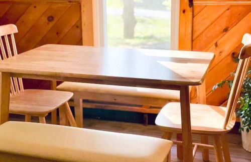 Cozy Cottage with Jacuzzi, Sauna, Fire Pit and Reading Nook! - Foto 33