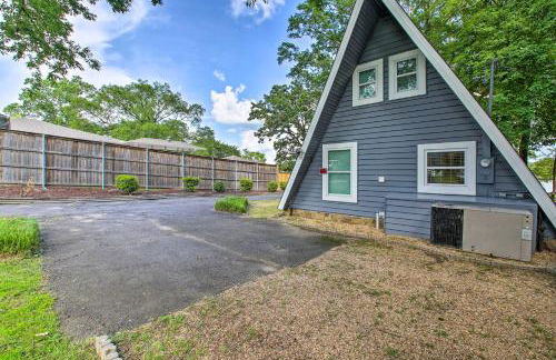 Deck, Boat Slip and Views Lake Hamilton Cabin! - Foto 35