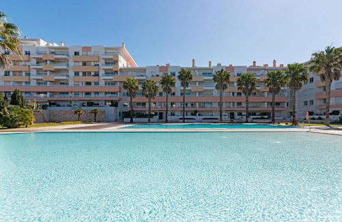 Bafureira Cascais Apartment; Condomínio privado com piscina - Foto 2