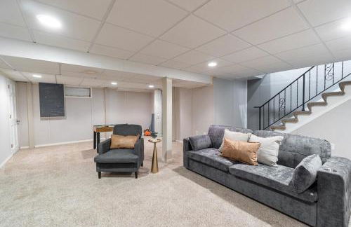 Nall Hills Gem! Great location & new interior! - Foto 11