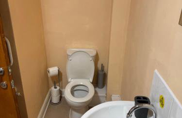 Modern, Quiet, Sleeps 10, Parking, Anfield, Beatles, Liverpool - Photo 10