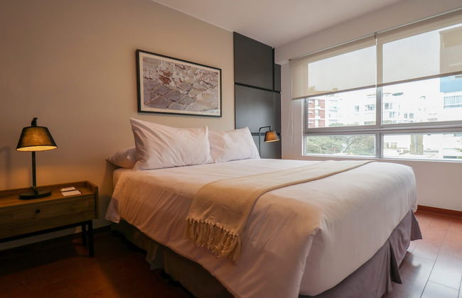 w Elegant 2BR w Fantastic View in Miraflores - Photo 20