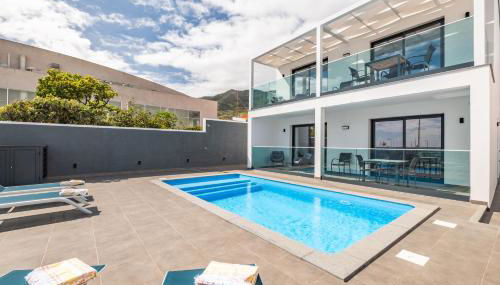 Luxury Seafront Escape II - Foto 3, sunbed