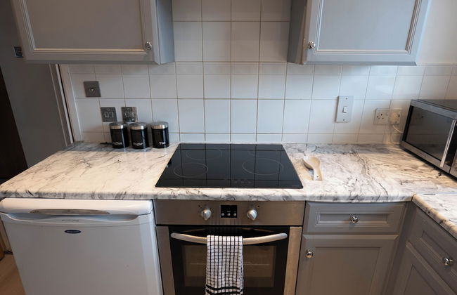 Beckton Docklands - 1 Bedroom - Sleeps 4 - Wifi - Foto 7