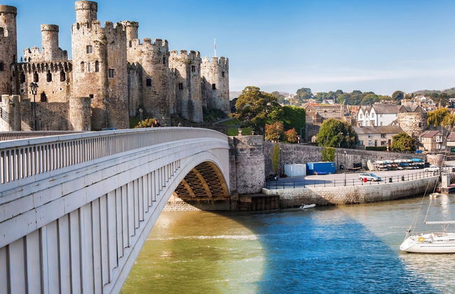 The Sailing Club - 6 Bedroom Hot Tub Town Centre - Photo 22