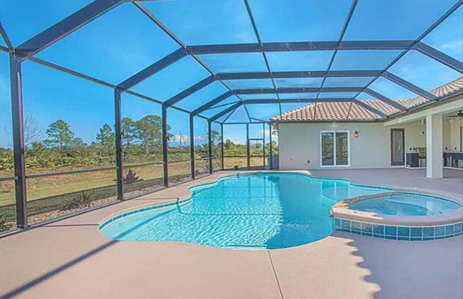 Stunning Luxury Mediterranean-style Private Oasis! - Foto 23