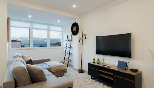 Stylish Apartment W/ River View by LovelyStay - Photo 1