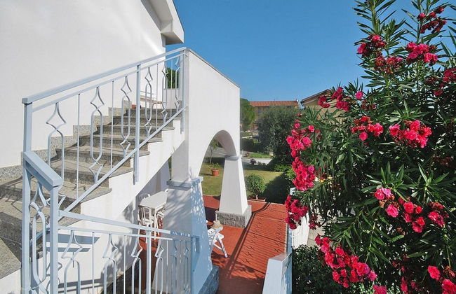 Apartment in Ceriale With Parking Space - Foto 40