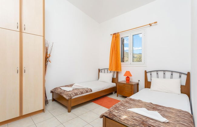 Villa Melissa Large Private Pool Walk to Beach Sea Views A C Wifi Car Not Required - 1926 - Foto 33