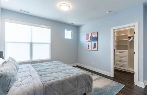 Lux Home 5 mins to Grand Park with Private Garage-Family Friendly - Foto 36