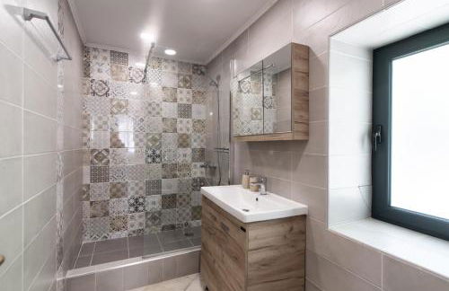 AV Suites - Vivian - Photo 6