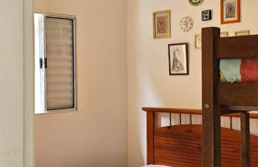 Encantadora casa com piscina perto da praia - Foto 19