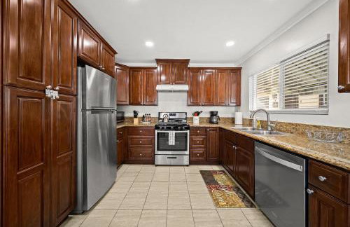 Dreamy & Relaxing Gem With Backyard - 12mins to DT LA - Foto 19