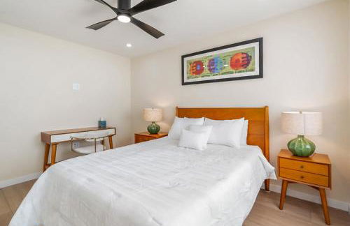 Urban Oasis - Just Remodeled - Photo 4