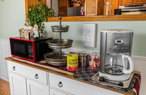 MacArthur Lakefront • Sunroom • Sleeps 6 - Foto 31