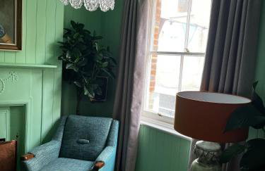 Georgian Russell - Foto 21