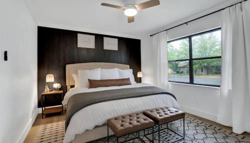 Bubbles on Bowie Walk to Main St - Foto 5