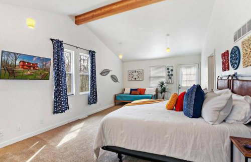 Rare Gem! Game Room, Hot Tub, Near Lake, Pet Ok - Foto 28