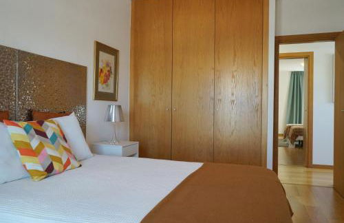 Lisbon Oriente River View w/ Balcony&Garage - Photo 22