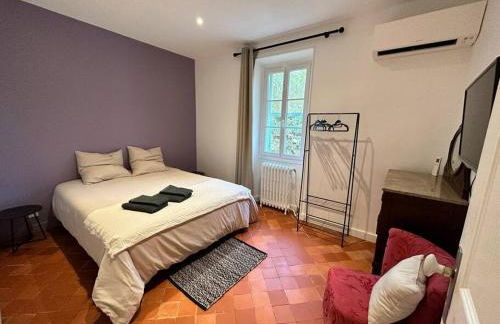 Bastide avec Piscine et Spa, vue Ste Victoire - Foto 35