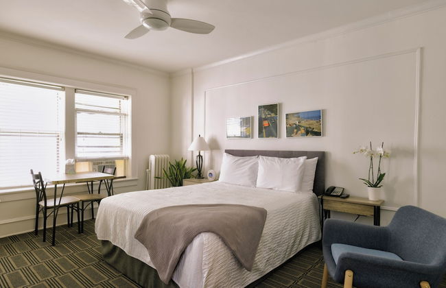 The Plaza Hotel - Photo 17