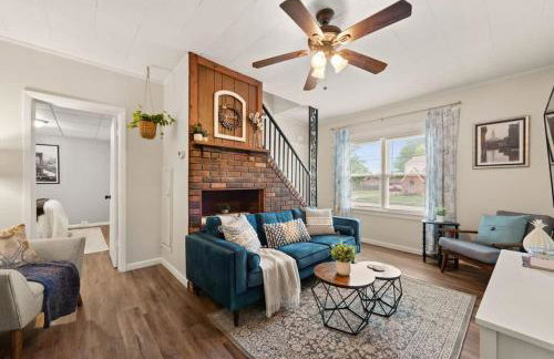 Walkable Neighborhood of Kamm's Corners - Foto 12