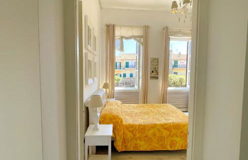LUNA SUL PORTO Seaview Apartment - Bright and Spacious Flat in Central Nettuno, Steps from the Marina, Beaches, and Train Station - Photo 23