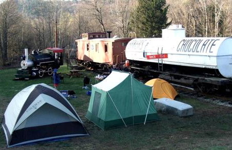 Vintage Caboose Rental in Historic Small Town near Springfield, Massachusetts - Foto 12