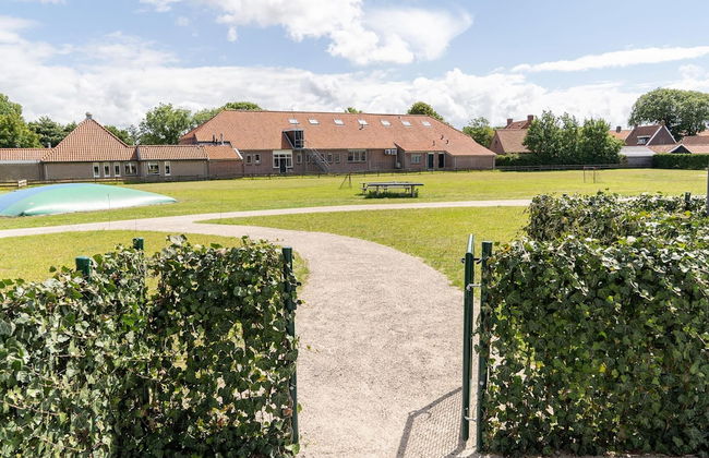 Luxurious 20-person Apartment on Ameland - Photo 34