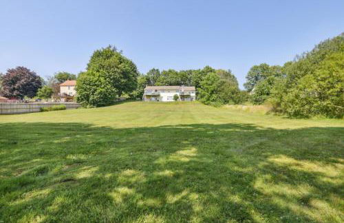 Connecticut Retreat Steps to Historic Downtown! - Foto 21