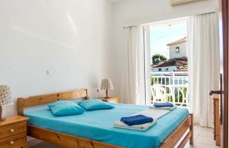 Blue White Apartments - Kefallonia Poolside Retreats - Foto 47