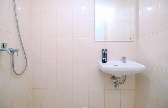 Nice And Comfy Studio At Springlake Summarecon Apartment - Photo 6
