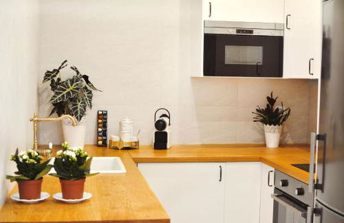 LUX CITYHALL + PARKING - Foto 17