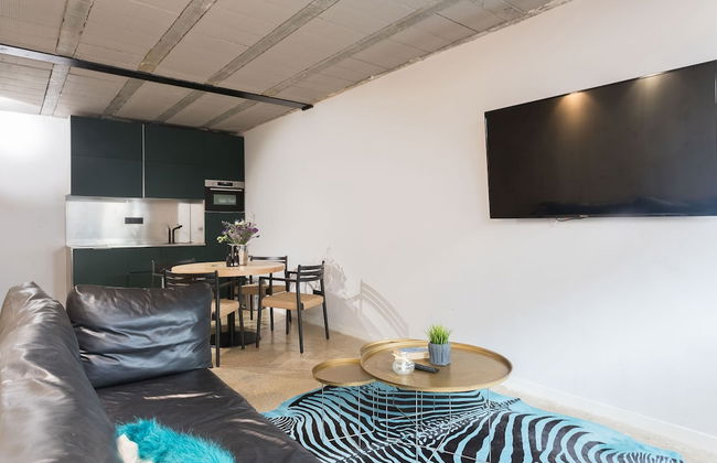 MSB Brand New Apartments in City Center - Photo 76