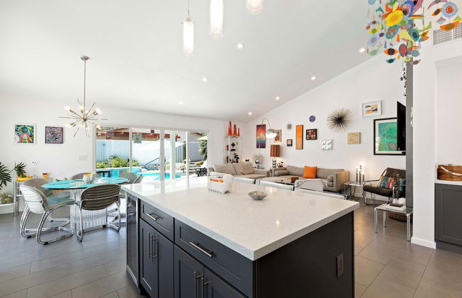 Demuth Park Desert Oasis - Pool - Tiki Room - Foto 39