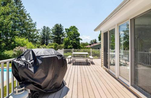 Berkshire Vacation Home in Lee - Pool is Open! - Foto 38