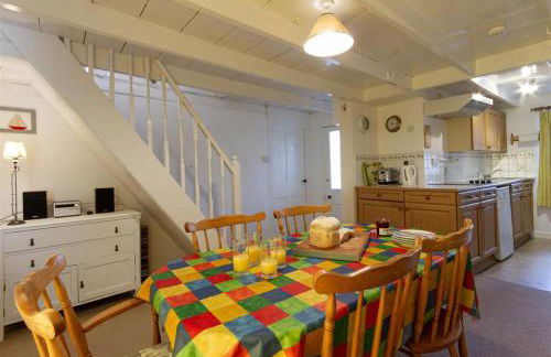 Rose Cottage at the peaceful Trebarwith Valley - Foto 6