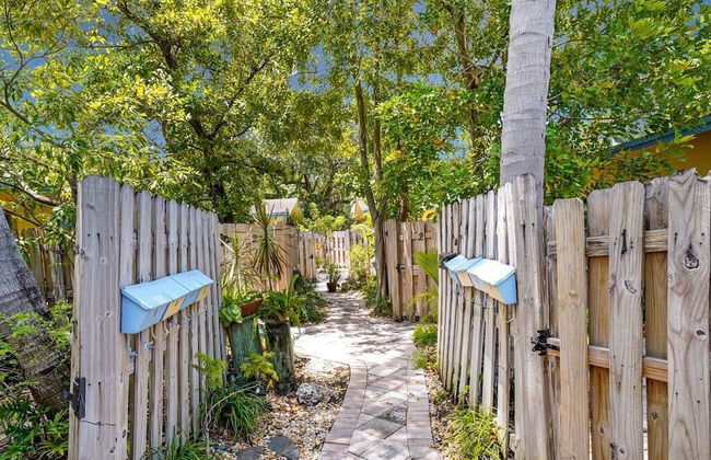 Just Beachy Apt 3 in Fort Lauderdale - Photo 22