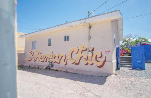 Bohemian ChiC SpaCation-Private HotTub-Close to Downtown-No Pet Fee! - Foto 55