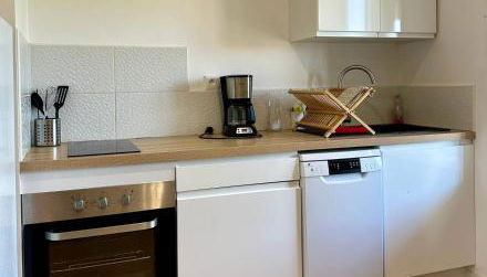 T2 cosy avec balcon & vue sur la vallée - Foto 4, stove, dishwasher