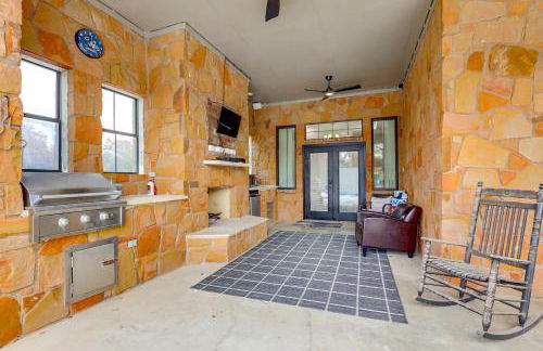 3 Mi to Lake! Belton Getaway with Outdoor Kitchen - Foto 25