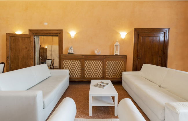 Doge Morosini Palace - Photo 4