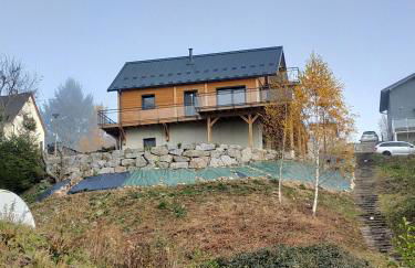 Au chalet de JO avec accès à l'espace piscine et jacuzzi - Foto 8