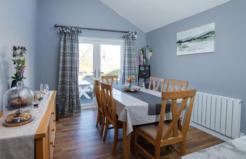 Carloway Self Catering, 5A Upper Carloway, Isle of Lewis, Outer Hebrides - Off grid, outdoor, wood fired hot tub and infra red sauna - Photo 17